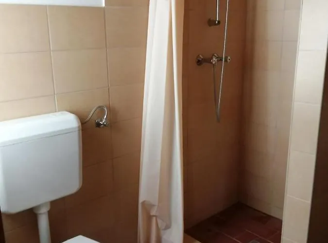 Martonvendeghaz 1 בית נופש